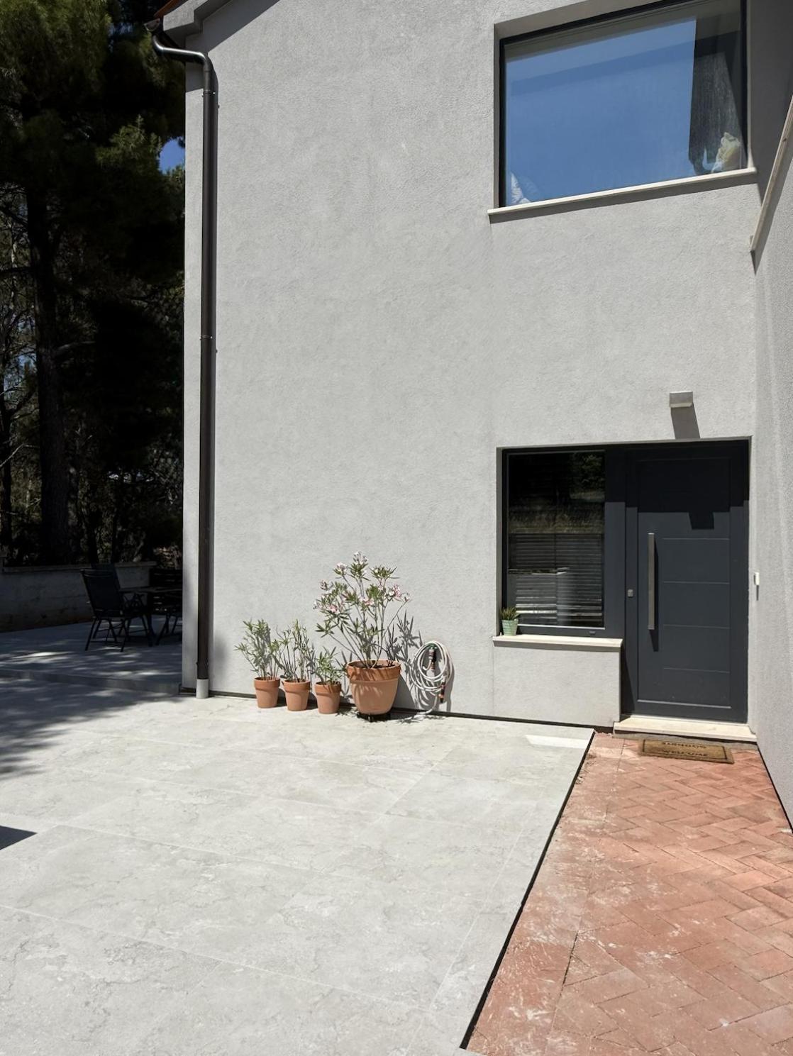 Forest Hill * Pula